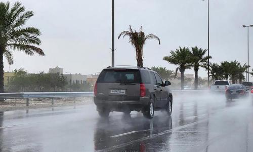 മഴ പെയ്യുന്ന സാഹചര്യത്തിൽ വാഹനമോടിക്കുന്നവർ ജാഗ്രത പാലിക്കണമെന്ന് ബഹ്റൈൻ ട്രാഫിക് ഡയറക്ടറേറ്റ്