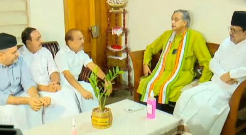 ശശി തരൂരിന്റെ മലബാർ പര്യടനം തുടരുന്നു; ലീഗ് നേതാക്കളുമായി കൂടിക്കാഴ്ച്ച നടത്തി ശശി തരൂരിന്റെ മലബാർ പര്യടനം തുടരുന്നു; ലീഗ് നേതാക്കളുമായി കൂടിക്കാഴ്ച്ച നടത്തി