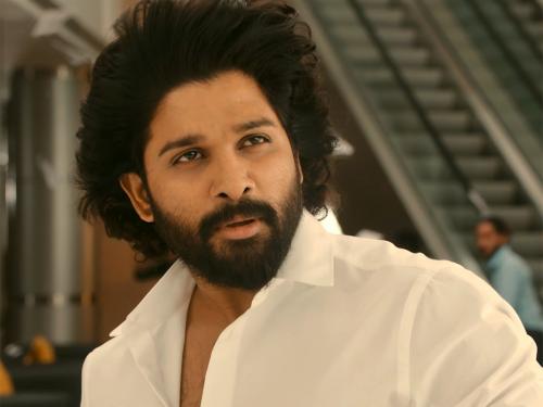 ട്രാഫിക് നിയമം ലംഘിച്ച നടൻ അല്ലു അർജുന് പിഴ ചുമത്തി പൊലീസ് ട്രാഫിക് നിയമം ലംഘിച്ച നടൻ അല്ലു അർജുന് പിഴ ചുമത്തി പൊലീസ്