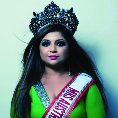 മി­സിസ് യു­ണൈ­റ്റഡ്  നേ­ഷൻ­സ് വേ­ൾ­ഡാ­യി­  മലയാ­ളി­ വനി­ത