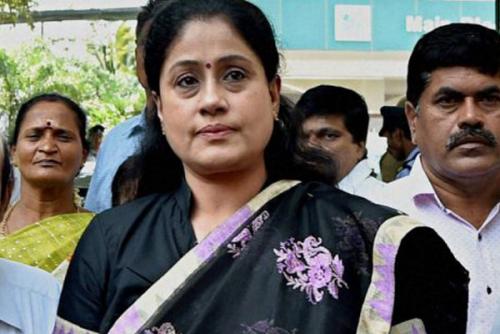  വിജയശാന്തി കോണ്‍ഗ്രസ് വിട്ട് ബി.ജെ.പിയിലേക്ക് തിരിച്ചുപോകുന്നുവെന്ന് റിപ്പോര്‍ട്ടുകള്‍
