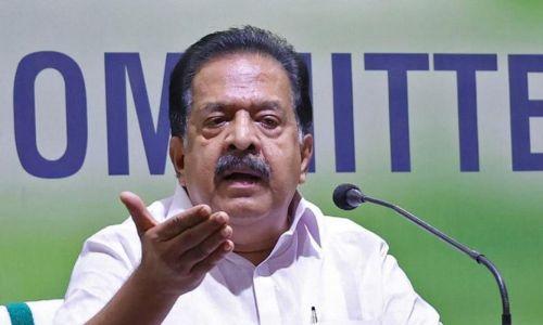 ‘ഭക്തര്‍ക്ക് വെള്ളം പോലും കിട്ടുന്നില്ല’; ശബരിമല വിഷയത്തിൽ മുഖ്യമന്ത്രി ഇടപെടണം; ചെന്നിത്തല