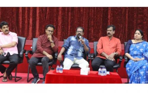 മലയാളം മിഷൻ ബഹ്റൈനിലെ ഭാഷാഅധ്യാപകരെ ആദരിച്ചു മലയാളം മിഷൻ ബഹ്റൈനിലെ ഭാഷാഅധ്യാപകരെ ആദരിച്ചു