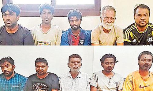 പത്തേമാരി സലാല തീരത്ത് മുങ്ങി