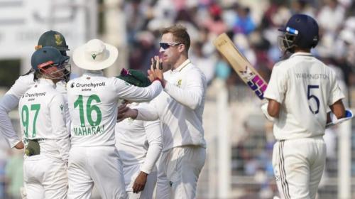  ദക്ഷിണാഫ്രിക്കക്കെതിരായ ആദ്യ ടെസ്റ്റിൽ ഇന്ത്യയ്ക്ക് ഞെ‌ട്ടിക്കുന്ന തോൽവി