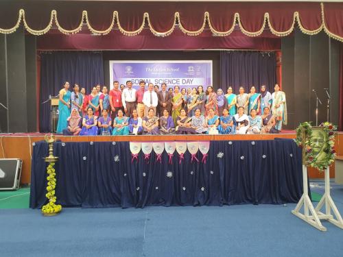 ഗാന്ധിസ്മൃതിയിൽ ഇന്ത്യൻ സ്‌കൂൾ  സാമൂഹ്യ ശാസ്ത്ര  ദിനം ആഘോഷിച്ചു 