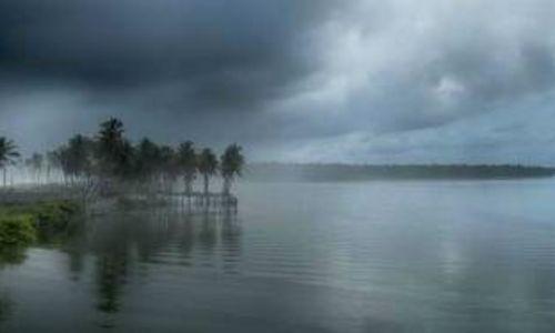 സംസ്ഥാനത്ത് അതിശക്ത മഴയ്ക്ക് സാധ്യത; മൂന്നു ജില്ലകളില് ഓറഞ്ച് അലര്ട്ട് സംസ്ഥാനത്ത് അതിശക്ത മഴയ്ക്ക് സാധ്യത; മൂന്നു ജില്ലകളില് ഓറഞ്ച് അലര്ട്ട്