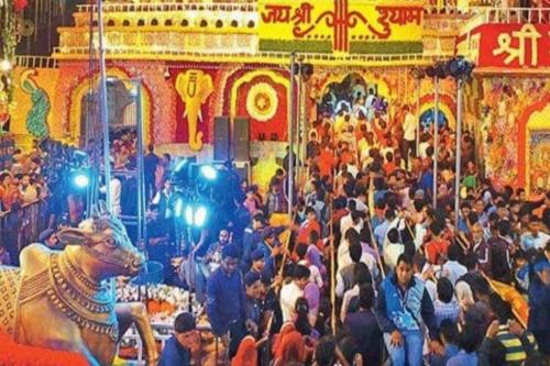 രാജസ്ഥാനിലെ ക്ഷേത്രത്തിൽ തിക്കുംതിരക്കും; മൂന്ന് സ്ത്രീകൾ മരിച്ചു രാജസ്ഥാനിലെ ക്ഷേത്രത്തിൽ തിക്കുംതിരക്കും; മൂന്ന് സ്ത്രീകൾ മരിച്ചു