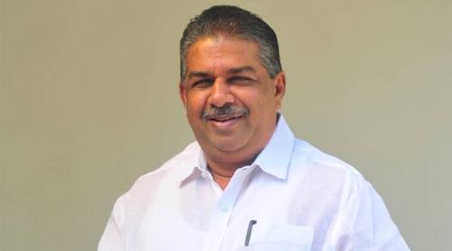 സംസ്ഥാനത്തെ തീയറ്ററുകൾ ഉടൻ തുറക്കില്ലെന്ന് സജി ചെറിയാൻ