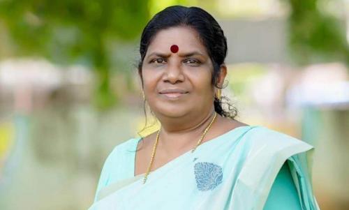 ആയിരത്തോളം ഇറച്ചിക്കോഴി ഫാമുകള് സ്ഥാപിക്കും; ഇറച്ചിക്കോഴി രംഗത്തെ മാറ്റങ്ങൾക്കായെന്ന് ജെ. ചിഞ്ചുറാണി ആയിരത്തോളം ഇറച്ചിക്കോഴി ഫാമുകള് സ്ഥാപിക്കും; ഇറച്ചിക്കോഴി രംഗത്തെ മാറ്റങ്ങൾക്കായെന്ന് ജെ. ചിഞ്ചുറാണി