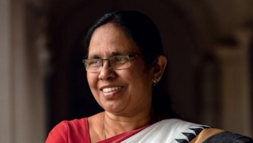 പിപിഇ കിറ്റുകൾ വാങ്ങിയത് മുഖ്യമന്ത്രിയുടെ അറിവോടെ; മുൻ ആരോഗ്യമന്ത്രി കെ.കെ. ശൈലജ പിപിഇ കിറ്റുകൾ വാങ്ങിയത് മുഖ്യമന്ത്രിയുടെ അറിവോടെ; മുൻ ആരോഗ്യമന്ത്രി കെ.കെ. ശൈലജ