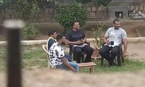 നടന് ദര്ശന് ജയിലില് വിഐപി ട്രീറ്റ്മെന്റ് ; ഏഴ് ഉദ്യോഗസ്ഥർക്ക് സസ്പെന്ഷൻ നടന് ദര്ശന് ജയിലില് വിഐപി ട്രീറ്റ്മെന്റ് ; ഏഴ് ഉദ്യോഗസ്ഥർക്ക് സസ്പെന്ഷൻ