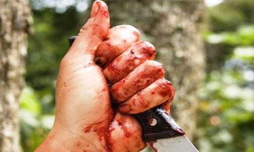 മദ്യപിക്കാൻ പണം നല്കിയില്ല: ഭാര്യയെ കഴുത്തറത്ത് ഭര്ത്താവ് കൊന്നു മദ്യപിക്കാൻ പണം നല്കിയില്ല: ഭാര്യയെ കഴുത്തറത്ത് ഭര്ത്താവ് കൊന്നു