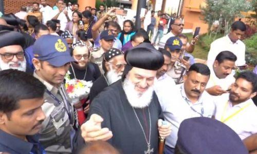 പാത്രിയാർക്കീസ് ബാവയുടെ ഇന്ത്യാ സന്ദർശനം ആരംഭിച്ചു; ബാംഗ്ലൂരിൽ ബാവായ്ക്ക് ഊഷ്മള വരവേൽപ്പ് പാത്രിയാർക്കീസ് ബാവയുടെ ഇന്ത്യാ സന്ദർശനം ആരംഭിച്ചു; ബാംഗ്ലൂരിൽ ബാവായ്ക്ക് ഊഷ്മള വരവേൽപ്പ്