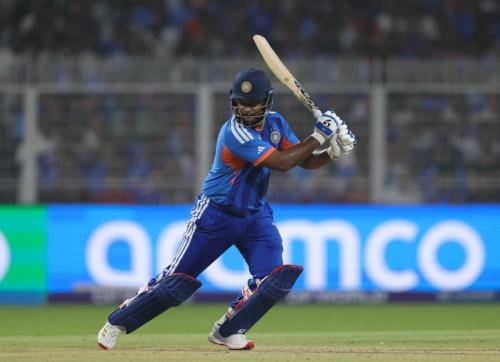 ലോകകപ്പിന്റെ താരം സഞ്ജു സാംസണ് തലസ്ഥാനത്ത് ഉജ്ജ്വല സ്വീകരണം; അഭിനന്ദനങ്ങളുമായി വിരാട് കോഹ്‌ലി