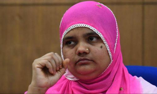 ബിൽക്കിസ് ബാനുവിന് നീതി; പ്രതികളുടെ ശിക്ഷാ ഇളവ് റദ്ദാക്കി സുപ്രിം കോടതി ബിൽക്കിസ് ബാനുവിന് നീതി; പ്രതികളുടെ ശിക്ഷാ ഇളവ് റദ്ദാക്കി സുപ്രിം കോടതി