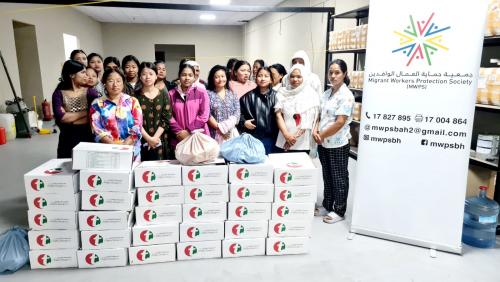 വനിതാ ദിനത്തിൽ കരുതലിന്റെ സ്പർശം; ടുബ്ലിയിലെ ഗാർഹിക തൊഴിലാളികൾക്ക് സഹായമെത്തിച്ച് എം.ഡബ്ല്യു.പി.എസ്