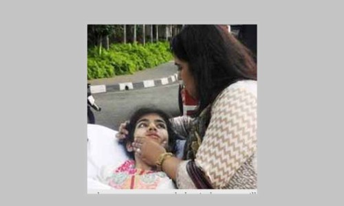 പാകിസ്ഥാനി പെണ്കുട്ടിക്ക് ഇന്ത്യയുടെ കാരുണ്യം പാകിസ്ഥാനി പെണ്കുട്ടിക്ക് ഇന്ത്യയുടെ കാരുണ്യം