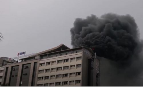 കോഴിക്കോട് ബേബി മെമ്മോറിയൽ ആശുപത്രിയിൽ തീപ്പിടുത്തം