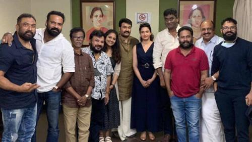 ലാലിന്റെ നേതൃത്വത്തിൽ അമ്മയിലെ അംഗങ്ങൾ ഒത്തുകൂടി