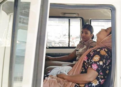 എക്സ്‌റേയിൽ കണ്ട മാല ക്ലോസറ്റിലൊഴുക്കി; പോലീസിനെ വെട്ടിച്ച് മോഷ്ടാവിന്റെ 'സിനിമാറ്റിക്' നീക്കം