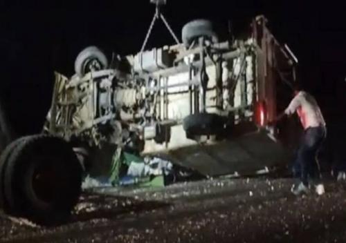 മധ്യപ്രദേശിൽ ബസ്സും പിക്ക്അപ്പ് വാനും കൂട്ടിയിടിച്ച് പത്തു മരണം