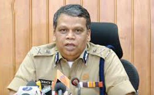രാവിലെ 7 മുതൽ രാത്രി 7വരെ ജില്ല വിട്ട് യാത്ര ചെയ്യുന്നതിന് പാസ് വേണ്ട രാവിലെ 7 മുതൽ രാത്രി 7വരെ ജില്ല വിട്ട് യാത്ര ചെയ്യുന്നതിന് പാസ് വേണ്ട