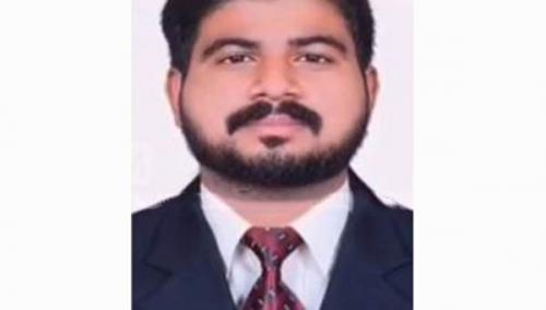 കോളേജ് അദ്ധ്യാപികയെ പീഡിപ്പിച്ച് നഗ്നദൃശ്യങ്ങൾ പ്രചരിപ്പിച്ച കേസിൽ പ്രതിയെ പിടികൂടാതെ പോലീസ്
