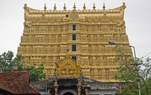 ശ്രീപത്മനാഭ ക്ഷേത്രത്തിൽ ജീവനക്കാരൻ സ്ത്രീയെ അപമാനിക്കാൻ ശ്രമിച്ചു; എഫ്ഐആർ രജിസ്റ്റർ ചെയ്തു ശ്രീപത്മനാഭ ക്ഷേത്രത്തിൽ ജീവനക്കാരൻ സ്ത്രീയെ അപമാനിക്കാൻ ശ്രമിച്ചു; എഫ്ഐആർ രജിസ്റ്റർ ചെയ്തു