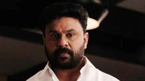 നടിയെ ആക്രമിച്ച കേസ്: ദിലീപിന്റെ വീട്ടിൽ ക്രൈംബ്രാഞ്ച് പരിശോധന നടിയെ ആക്രമിച്ച കേസ്: ദിലീപിന്റെ വീട്ടിൽ ക്രൈംബ്രാഞ്ച് പരിശോധന