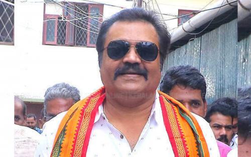 സുരേഷ് ഗോപിയെ കേന്ദ്രമന്ത്രിയാക്കി തൃശ്ശൂർ പിടിക്കാൻ ബിജെപി
