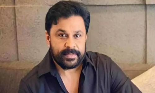 ദിലീപിന്റെ വീട്ടില് അർധരാത്രി അതിക്രമിച്ച് കയറിയ ആള് പിടിയില് ദിലീപിന്റെ വീട്ടില് അർധരാത്രി അതിക്രമിച്ച് കയറിയ ആള് പിടിയില്
