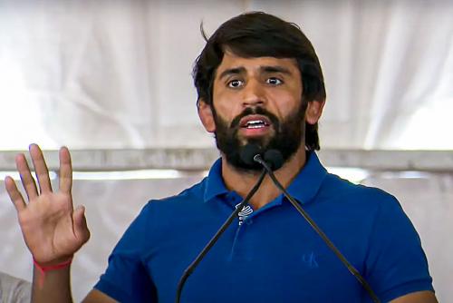 ബിജെപിയിൽ ചേർന്നാൽ തന്റെ വിലക്ക് പിൻവലിക്കുമെന്ന് ഗുസ്തി താരം ബജ്റംഗ് പൂനിയ ബിജെപിയിൽ ചേർന്നാൽ തന്റെ വിലക്ക് പിൻവലിക്കുമെന്ന് ഗുസ്തി താരം ബജ്റംഗ് പൂനിയ