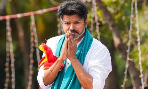 മനഃപൂര്‍വം വൈകിയെത്തി, അനുമതിയില്ലാതെ റോഡ് ഷോ നടത്തി': വിജയ്‌ക്കെതിരായ എഫ്ഐആർ
