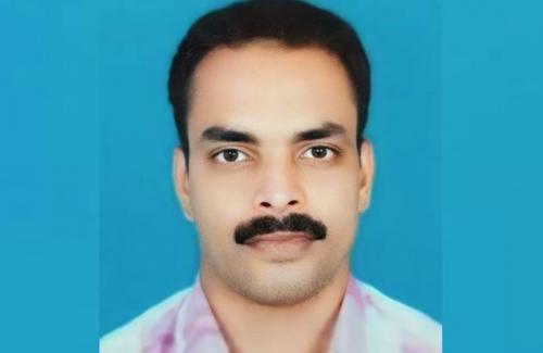 വിദ്യാർത്ഥികളുമായി പോയ ഓട്ടോയും ബസും കൂട്ടിയിടിച്ച് ഓട്ടോ ഡ്രൈവർക്ക് ദാരുണാന്ത്യം വിദ്യാർത്ഥികളുമായി പോയ ഓട്ടോയും ബസും കൂട്ടിയിടിച്ച് ഓട്ടോ ഡ്രൈവർക്ക് ദാരുണാന്ത്യം