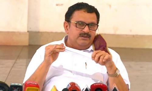 പാർട്ടിക്ക് തന്റെ സേവനം ആവശ്യമില്ല എന്ന് തോന്നിയാൽ അറിയിച്ചാൽ മതി; സ്വരം നന്നാവുന്പോൾ തന്നെ പാട്ട് നിർത്താൻ തയ്യാറെന്ന് കെ. മുരളീധരൻ പാർട്ടിക്ക് തന്റെ സേവനം ആവശ്യമില്ല എന്ന് തോന്നിയാൽ അറിയിച്ചാൽ മതി; സ്വരം നന്നാവുന്പോൾ തന്നെ പാട്ട് നിർത്താൻ തയ്യാറെന്ന് കെ. മുരളീധരൻ