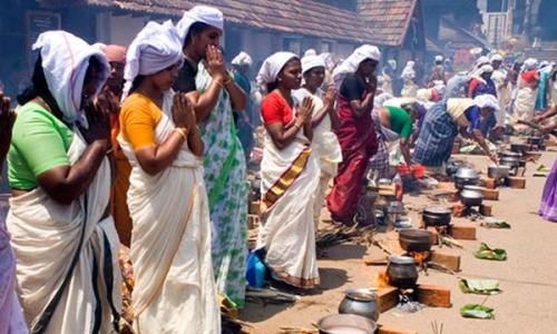 പണ്ടാര അടുപ്പിൽ തീപകർന്ന് ആറ്റുകാൽ പൊങ്കാലയ്ക്ക് തുടക്കം പണ്ടാര അടുപ്പിൽ തീപകർന്ന് ആറ്റുകാൽ പൊങ്കാലയ്ക്ക് തുടക്കം