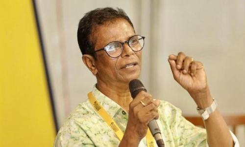 ഡബ്ല്യുസിസിയെ തള്ളിപ്പറയാൻ ശ്രമിച്ചിട്ടില്ലെന്ന് ഇന്ദ്രൻസ് ഡബ്ല്യുസിസിയെ തള്ളിപ്പറയാൻ ശ്രമിച്ചിട്ടില്ലെന്ന് ഇന്ദ്രൻസ്