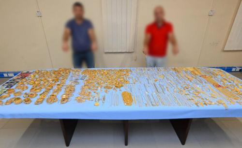 ഒമാനിൽ വൻ ജ്വല്ലറി കവർച്ച; മോഷണം പോയത് 23 കോടിയിലധികം രൂപ വില വരുന്ന സ്വർണം