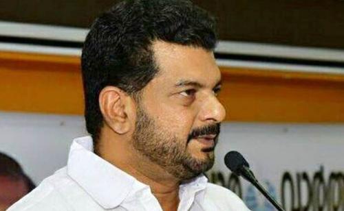 കോൺഗ്രസ് നേതാവ് വധിക്കാൻ ഗൂഢാലോചന നടത്തി; തന്റെ ജീവൻ അപകടത്തിലെന്ന് പി.വി അൻവർ എം.എൽ.എ കോൺഗ്രസ് നേതാവ് വധിക്കാൻ ഗൂഢാലോചന നടത്തി; തന്റെ ജീവൻ അപകടത്തിലെന്ന് പി.വി അൻവർ എം.എൽ.എ