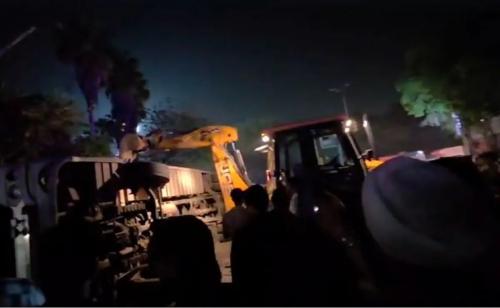 ഡൽഹിയിൽ ഡബിൾ ഡെക്കർ ബസ് മറിഞ്ഞ് രണ്ട് മരണം; 23 പേർക്ക് പരിക്ക്