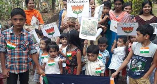 റിപ്പബ്ലിക് ദിന റാലിയിൽ താമര ചിത്രം; അംഗൻവാടി പൂട്ടിച്ചു റിപ്പബ്ലിക് ദിന റാലിയിൽ താമര ചിത്രം; അംഗൻവാടി പൂട്ടിച്ചു