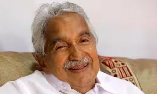 ഉമ്മൻചാണ്ടിയെ തുടർ ചികിത്സയ്ക്കായി നാളെ ബംഗളൂരുവിലേക്ക് കൊണ്ടുപോകും ഉമ്മൻചാണ്ടിയെ തുടർ ചികിത്സയ്ക്കായി നാളെ ബംഗളൂരുവിലേക്ക് കൊണ്ടുപോകും
