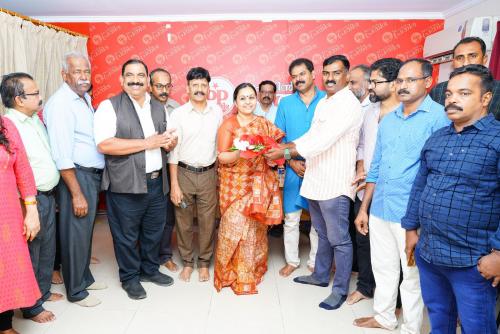 ആരോഗ്യ വകുപ്പ് മന്ത്രി വീണ ജോർജിന് “ഒന്നാണ് കേരളം ഒന്നാമതാണ് കേരളം “ ഇടത്പക്ഷ ബഹ്റൈൻ കൂട്ടായ്മ സ്വീകരണം നൽകി