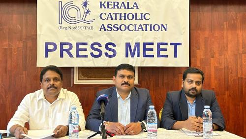 കേരള കാത്തലിക് അസോസിയേഷൻ സോഫ്റ്റ്ബോൾ ക്രിക്കറ്റ് ടൂർണമെൻറ് ഏപ്രിൽ 27 മുതൽ കേരള കാത്തലിക് അസോസിയേഷൻ സോഫ്റ്റ്ബോൾ ക്രിക്കറ്റ് ടൂർണമെൻറ് ഏപ്രിൽ 27 മുതൽ