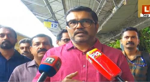 തെരുവുനായ ശല്യത്തിൽ അടിയന്തിര നടപടിയെന്ന് മന്ത്രി എംബി രാജേഷ്; നാളെ ഉന്നതതല യോഗം തെരുവുനായ ശല്യത്തിൽ അടിയന്തിര നടപടിയെന്ന് മന്ത്രി എംബി രാജേഷ്; നാളെ ഉന്നതതല യോഗം