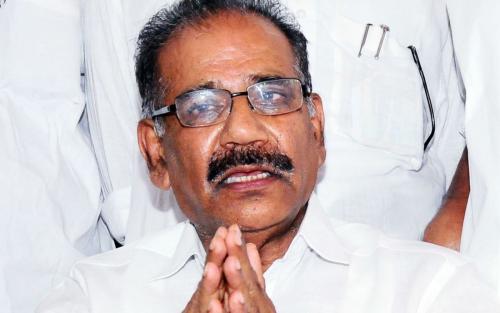 ഭീഷണിയല്ല, അപേക്ഷയാണ്': കെസിബിസിക്കെതിരെയുള്ള വിമർശനം മയപ്പെടുത്തി വനംമന്ത്രി ഭീഷണിയല്ല, അപേക്ഷയാണ്': കെസിബിസിക്കെതിരെയുള്ള വിമർശനം മയപ്പെടുത്തി വനംമന്ത്രി