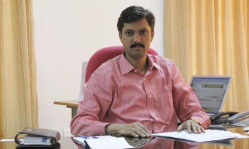 വീട്ടിലെ വോട്ട് ക്രമക്കേടിന് പിന്നിൽ ഉദ്യോഗസ്ഥരുടെ അശ്രദ്ധയെന്ന് തിരഞ്ഞെടുപ്പ് കമ്മീഷൻ വീട്ടിലെ വോട്ട് ക്രമക്കേടിന് പിന്നിൽ ഉദ്യോഗസ്ഥരുടെ അശ്രദ്ധയെന്ന് തിരഞ്ഞെടുപ്പ് കമ്മീഷൻ