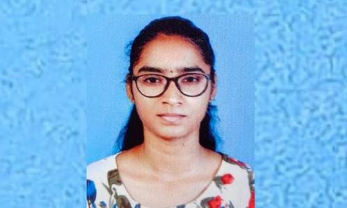 ചെന്നൈയിൽ ട്രാക്ക് മുറിച്ചു കടക്കവേ ട്രെയിൻ തട്ടി മലയാളി വിദ്യാർഥിനി മരിച്ചു ചെന്നൈയിൽ ട്രാക്ക് മുറിച്ചു കടക്കവേ ട്രെയിൻ തട്ടി മലയാളി വിദ്യാർഥിനി മരിച്ചു