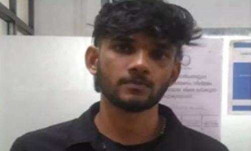 പ്രണയം നടിച്ച് വീഡിയോ കോളിലൂടെ സ്ക്രീൻ ഷോട്ട് എടുത്ത് പെയ്ഡ് ഗ്രൂപ്പുകളിൽ കൊടുത്ത് പണം തട്ടുന്ന യുവാവ് പിടിയിൽ